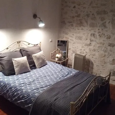 De 6 A 14 Pers Avec Piscine-jacuzzi- Salle Des Fetes Holiday home