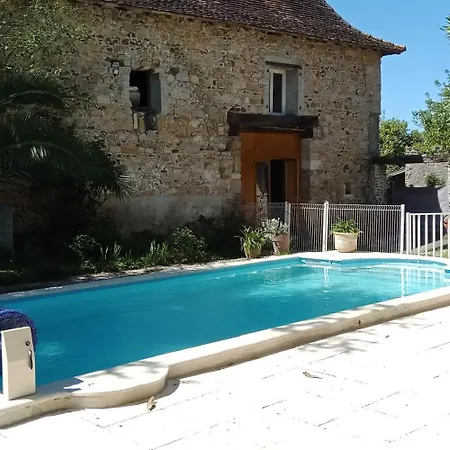 Prázdninový dům De 6 A 14 Pers Avec Piscine-jacuzzi- Salle Des Fetes Bastanes