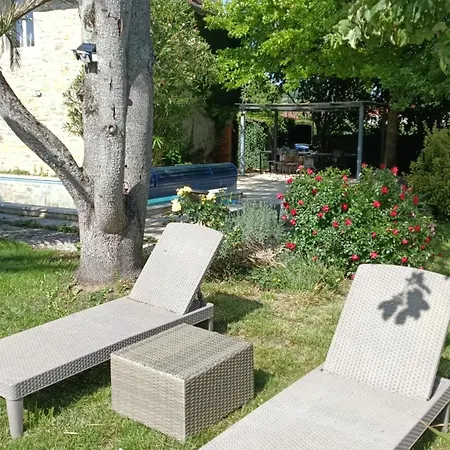 Prázdninový dům De 6 A 14 Pers Avec Piscine-jacuzzi- Salle Des Fetes