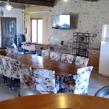 Prázdninový dům De 6 A 14 Pers Avec Piscine-jacuzzi- Salle Des Fetes